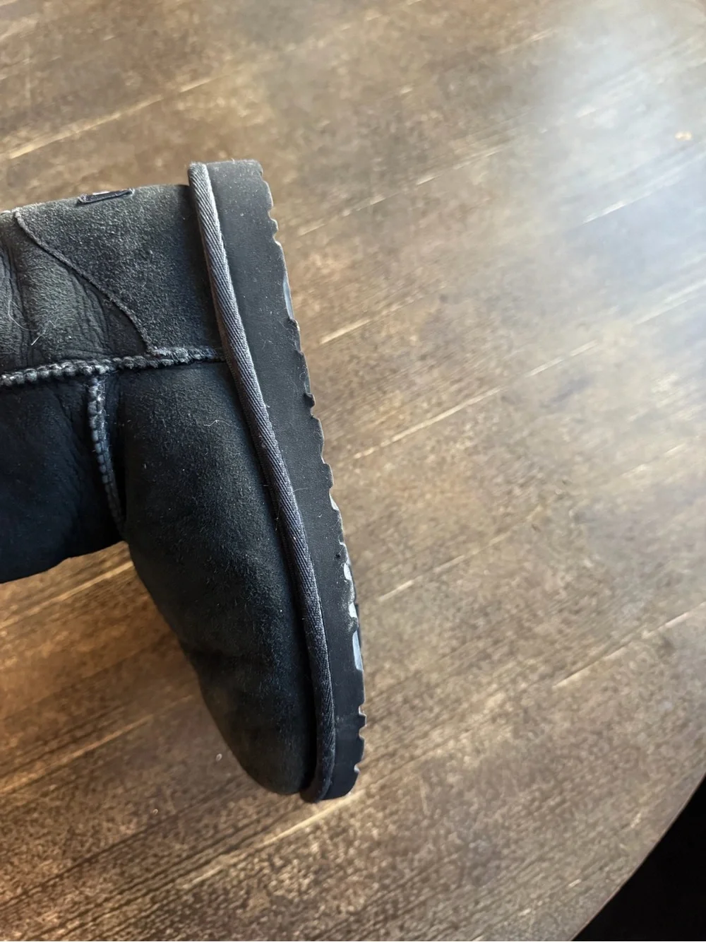 UGG Kids Black Suede Fleece-Lined Boots Girls 4